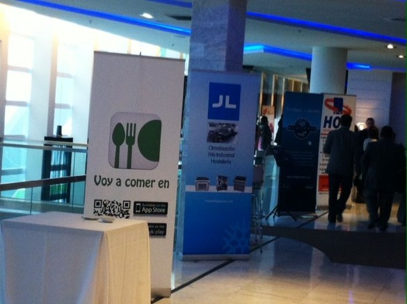 Voy a comer en colaborador de la Cena de Hermandad 2013